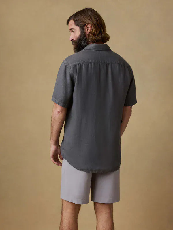 Faherty Camp Shirt Short-Sleeve Palma Linen Shirt in Washed Black Basketweave