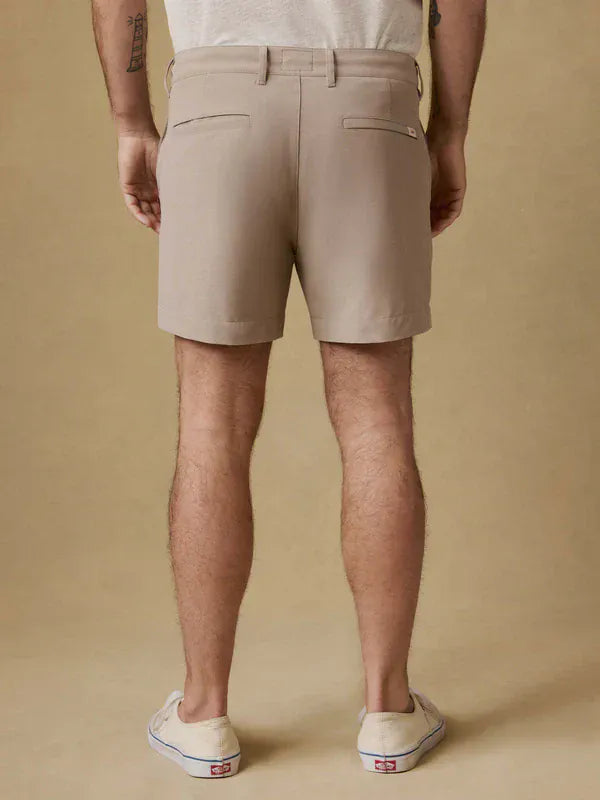 Faherty Shorts All Day Short 2.0 (5") in Khaki