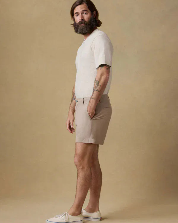 Faherty Shorts All Day Short 2.0 (5") in Khaki