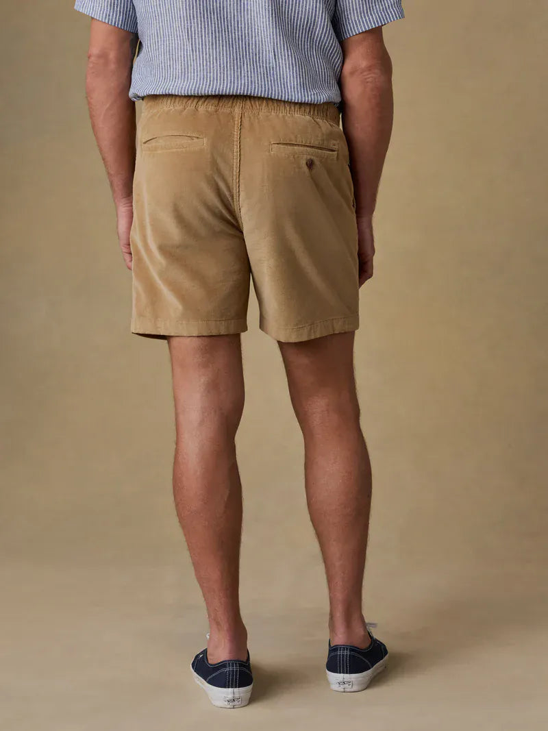 Faherty Shorts Essential Corduroy Short in Dark Sand