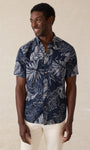 Faherty Sport Shirts Short-Sleeve Breeze Shirt - Navy Perro Tropical
