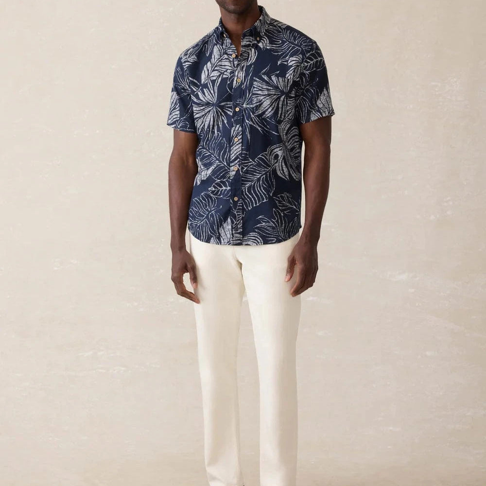 Faherty Sport Shirts Short-Sleeve Breeze Shirt - Navy Perro Tropical
