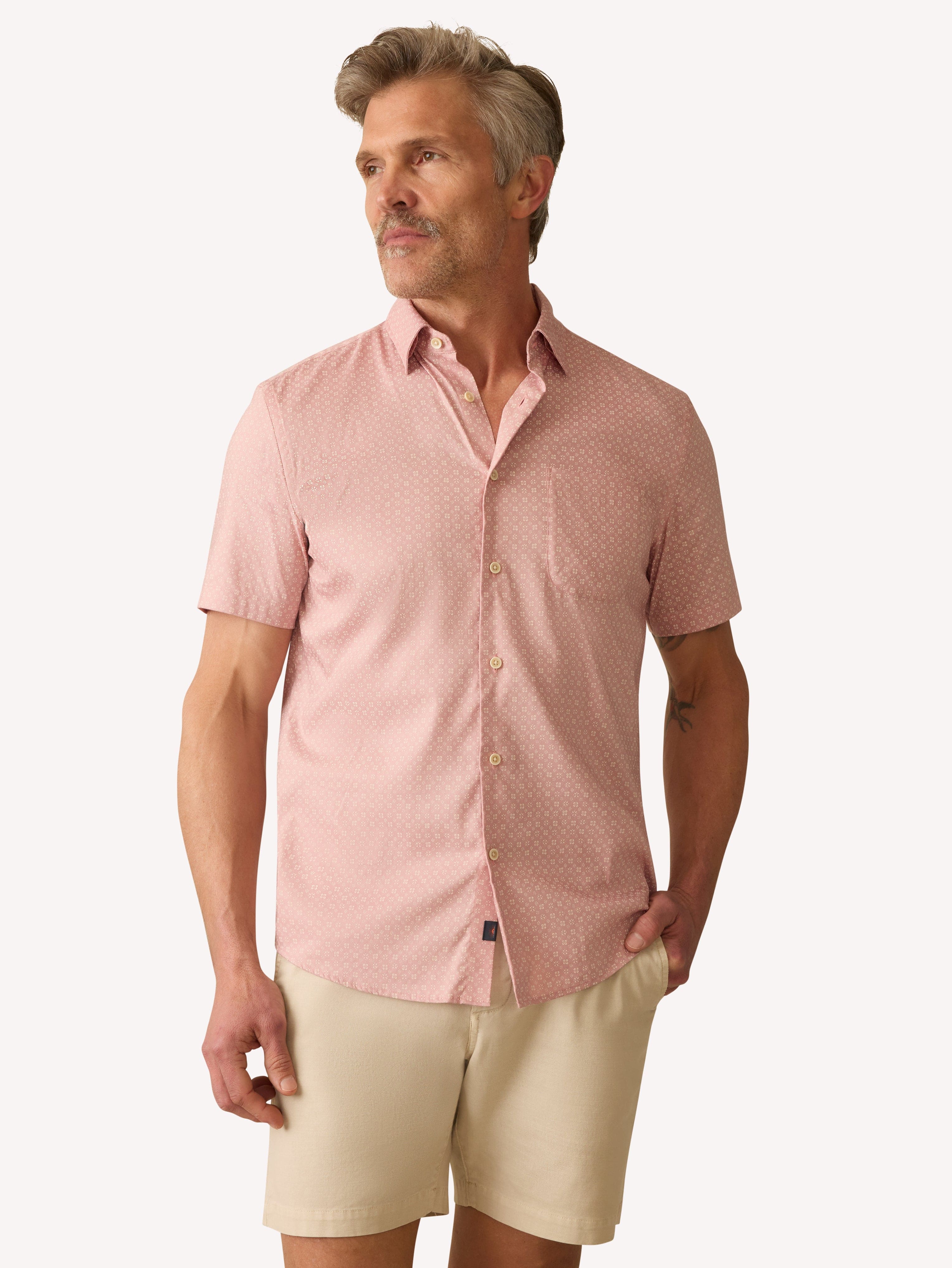 Faherty Sport Shirts Short Sleeve Movement Monterey Shirt - Mauve Blossom Geo