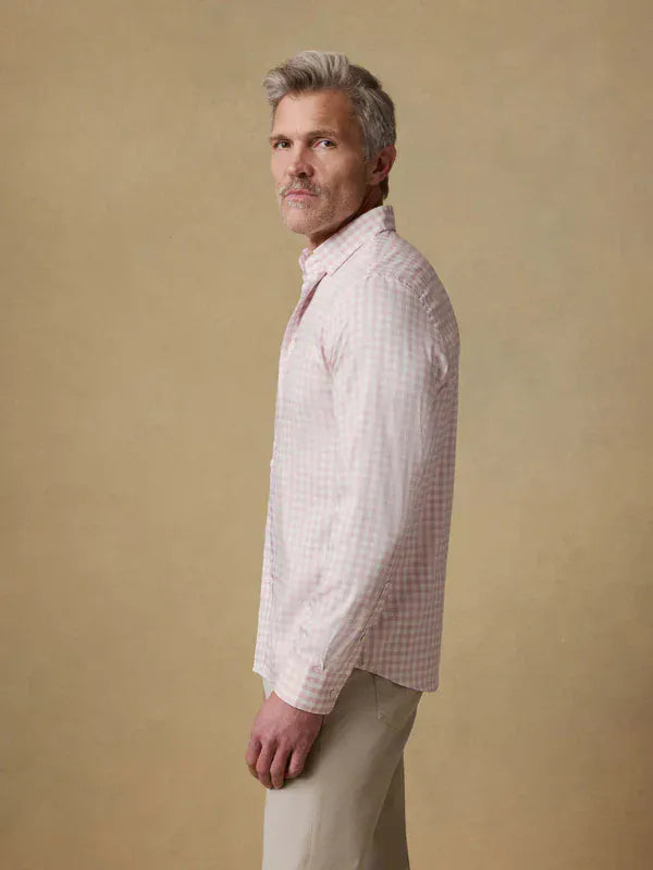 Faherty Sport Shirts The Movement™ Shirt in Rose White Gingham