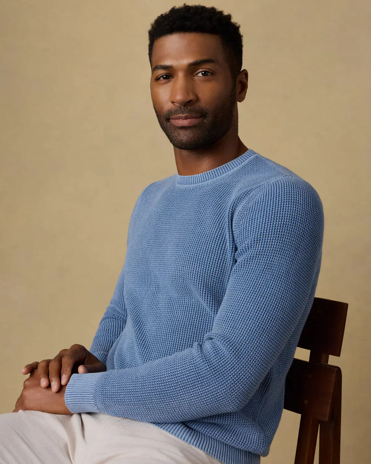 Faherty Sweaters Sunwashed Crewneck Sweater in Blue Sea