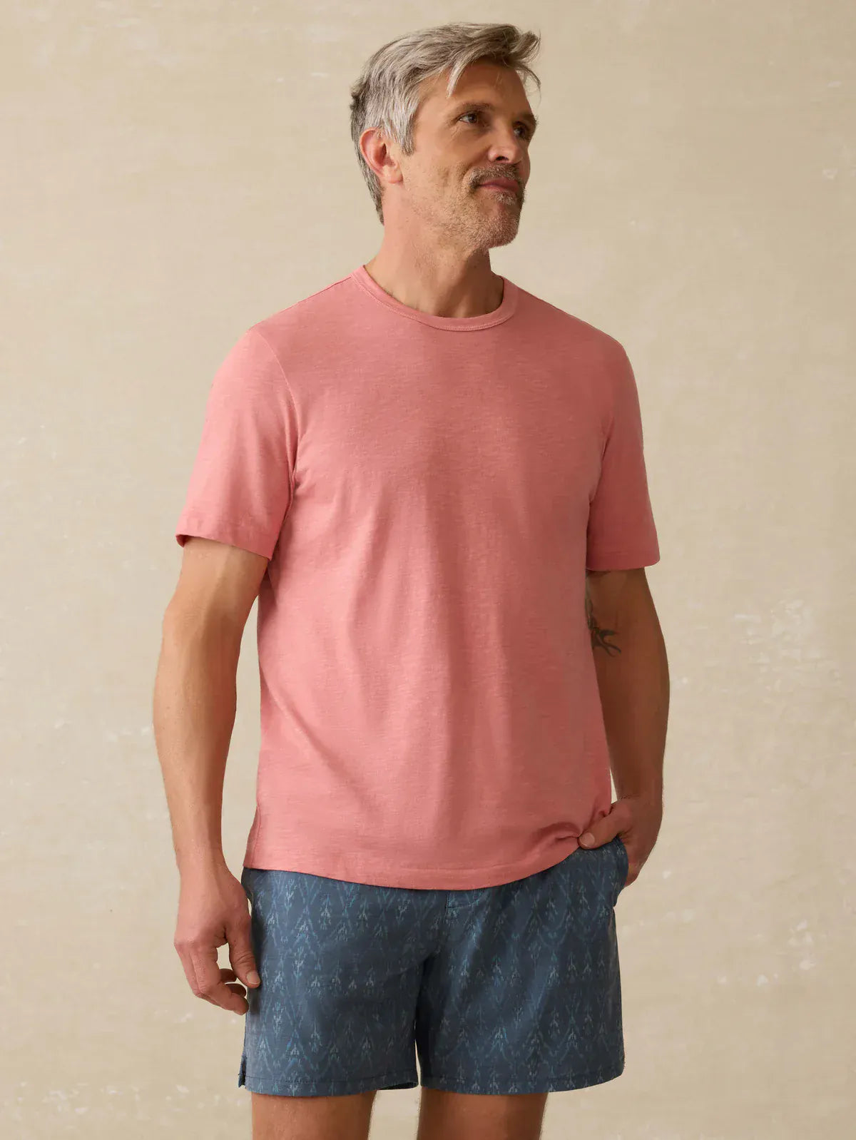 Faherty T-Shirts Sunwashed Pocket Tee in Faded Flag