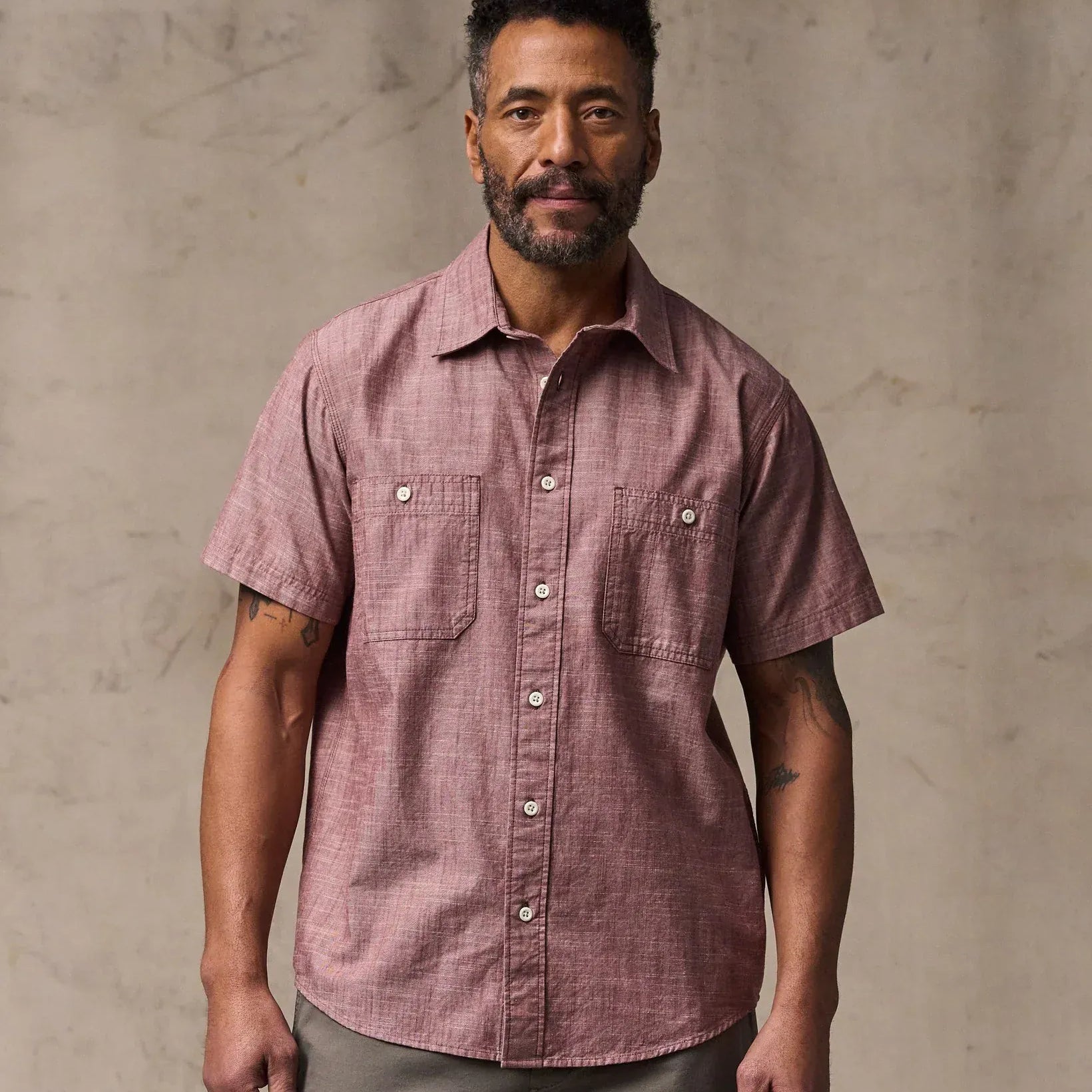 Filson Camp Shirt Short Sleeve Chambray Shirt in Sable