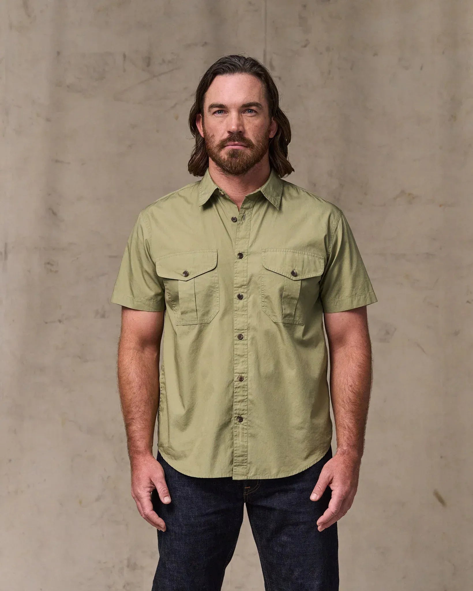Filson Camp Shirt Washed Short Sleeve Feather Cloth Shirt in Lakebed