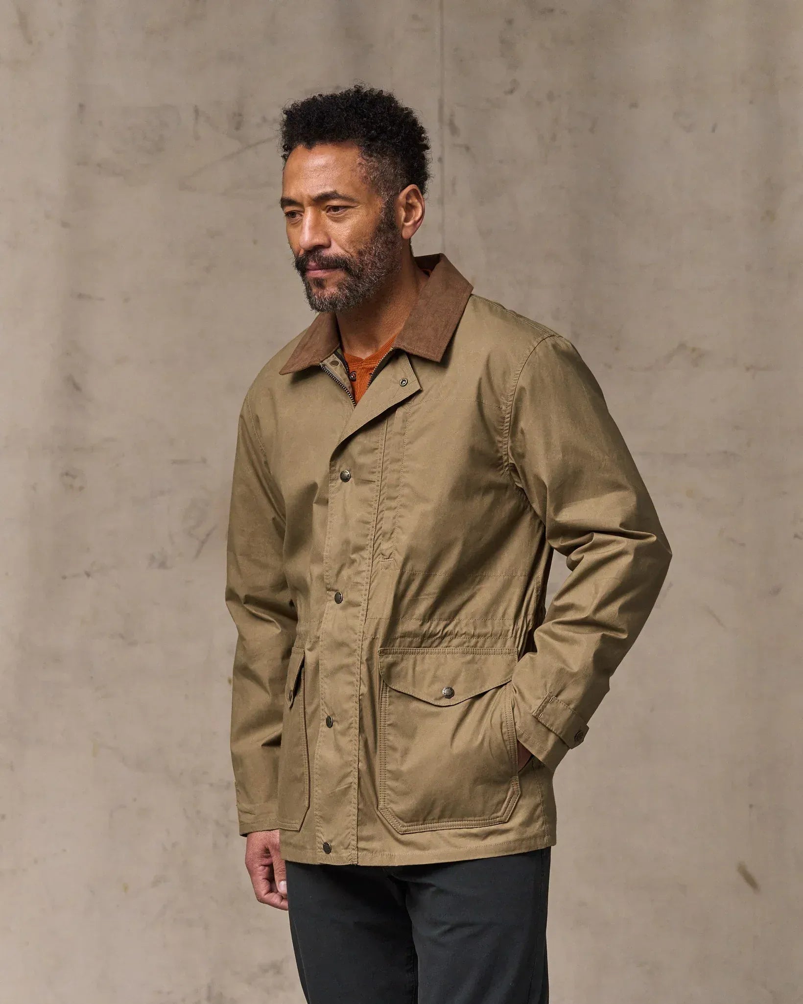 Filson Jackets Dry Wax Mile Marker Coat in Dark Beige