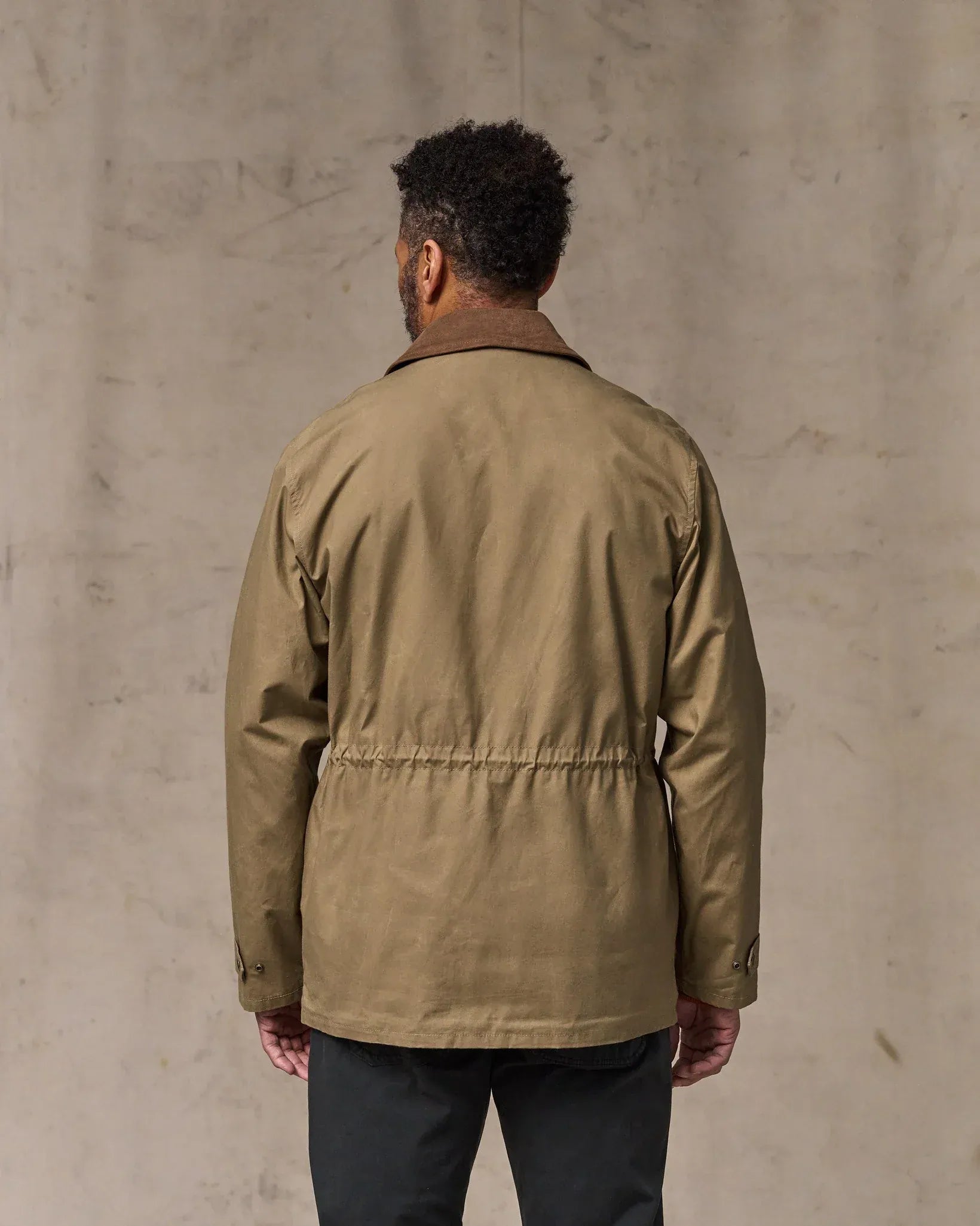 Filson Jackets Dry Wax Mile Marker Coat in Dark Beige