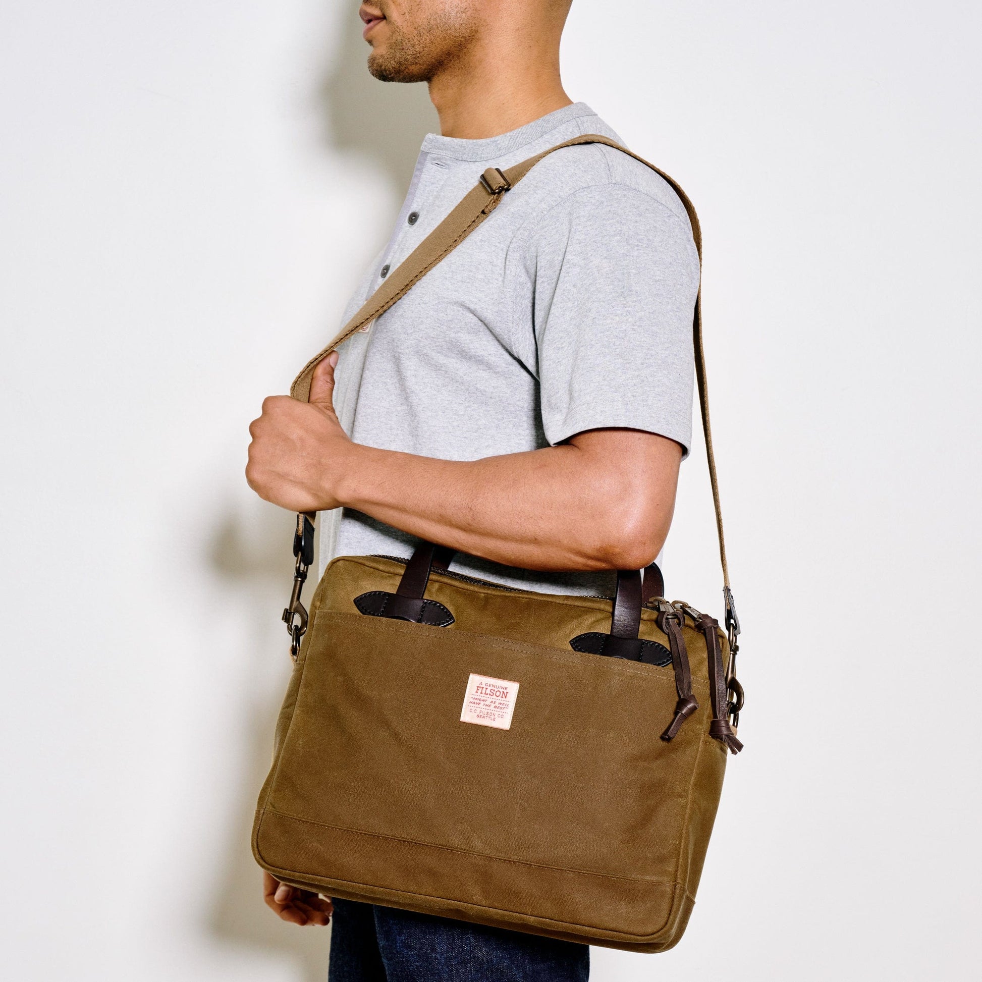 Filson Luggage Tin Cloth Compact Briefcase