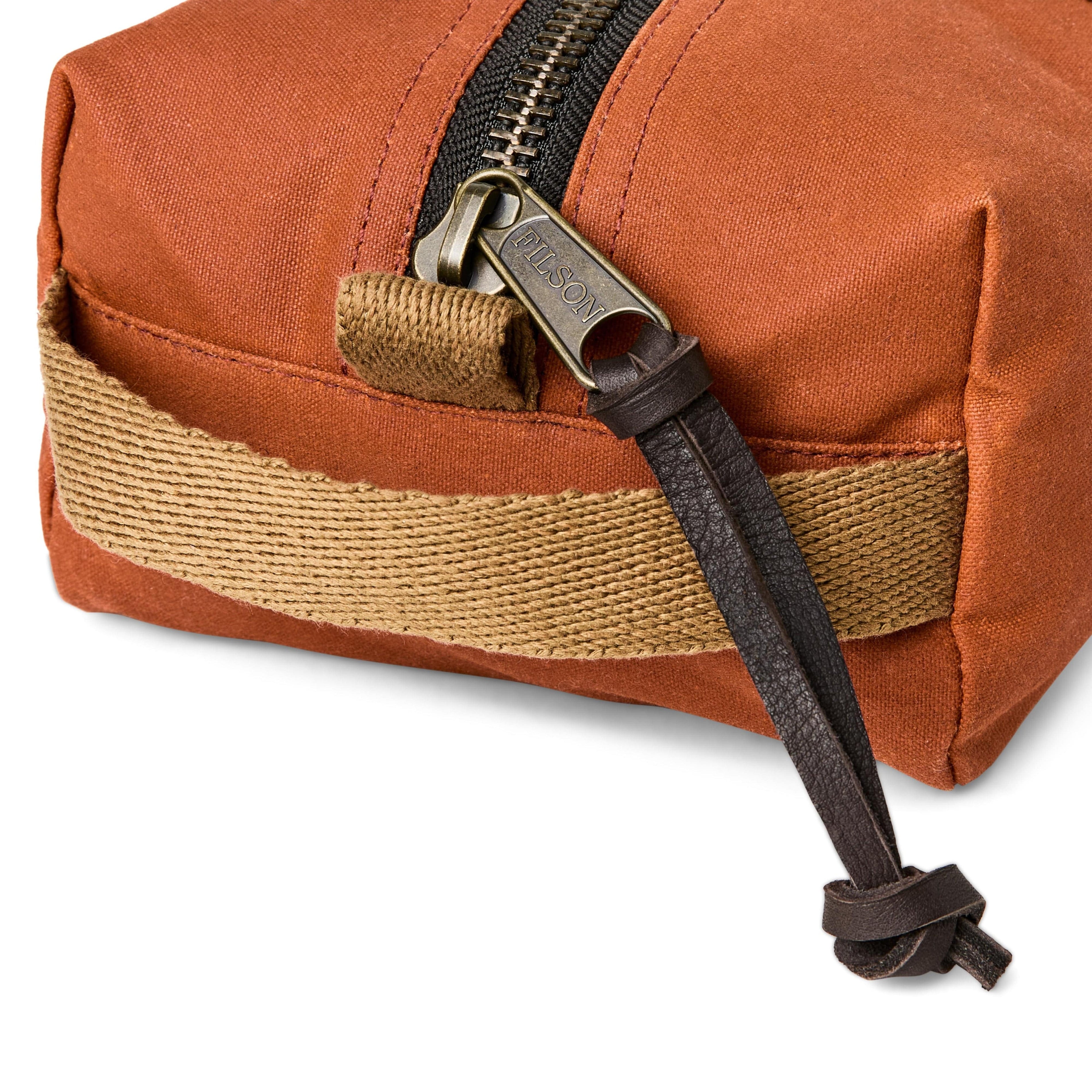 Filson Luggage Tin Cloth Travel Kit- Rust