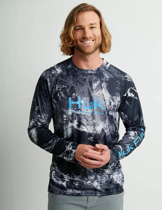 Huk T-Shirts Mossy Oak Pursuit Performance Crew - Mossy Oak Stormwater Midnight