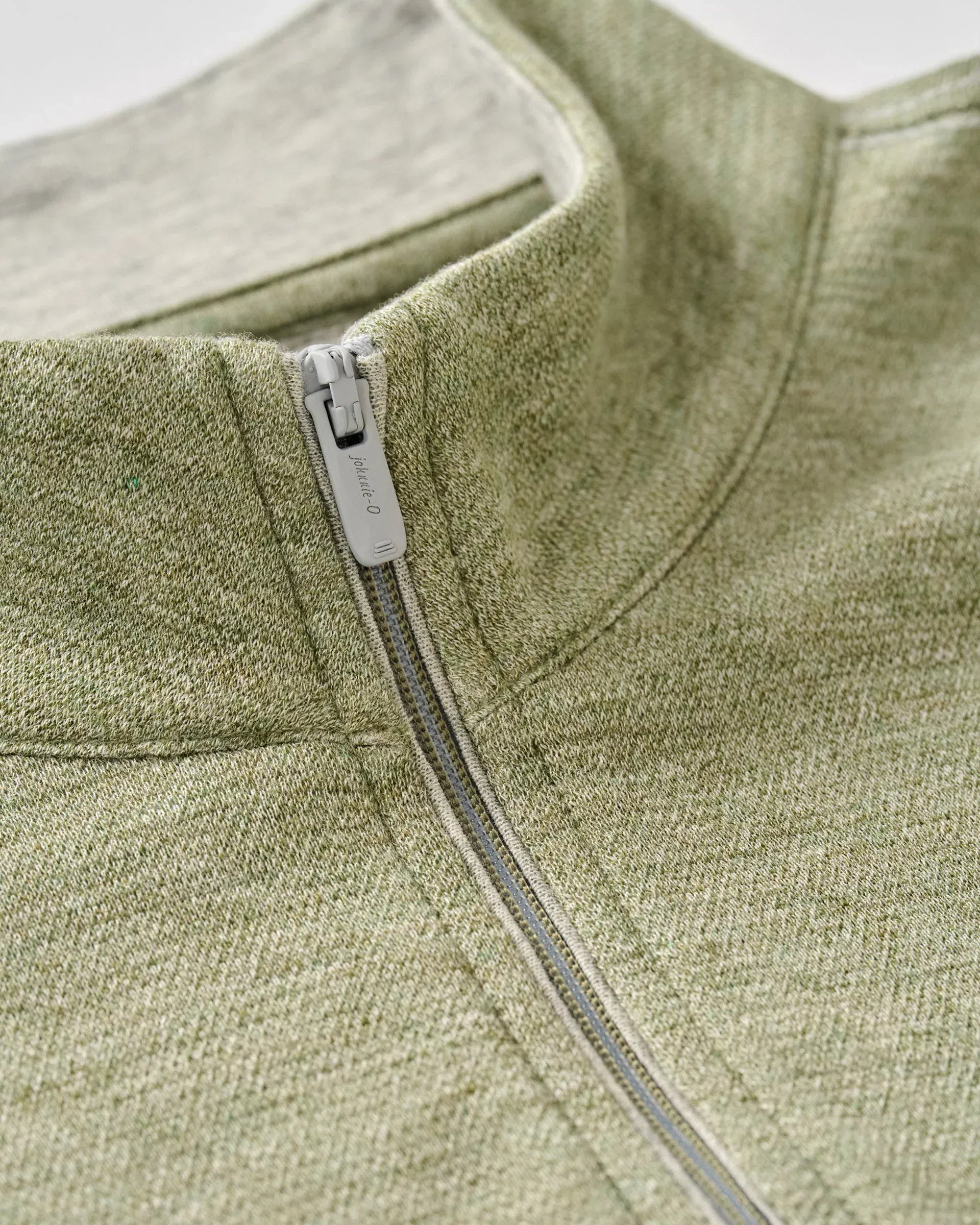 Johnnie-O 1/4 Zip Hanks "Lightweight Sully" 1/4 Zip Pullover in Pesto