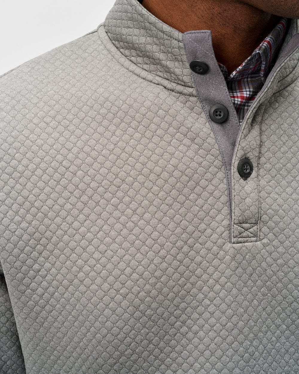 Johnnie-O 1/4 Zip Rockwells Diamond-Quilted Henley Pullover