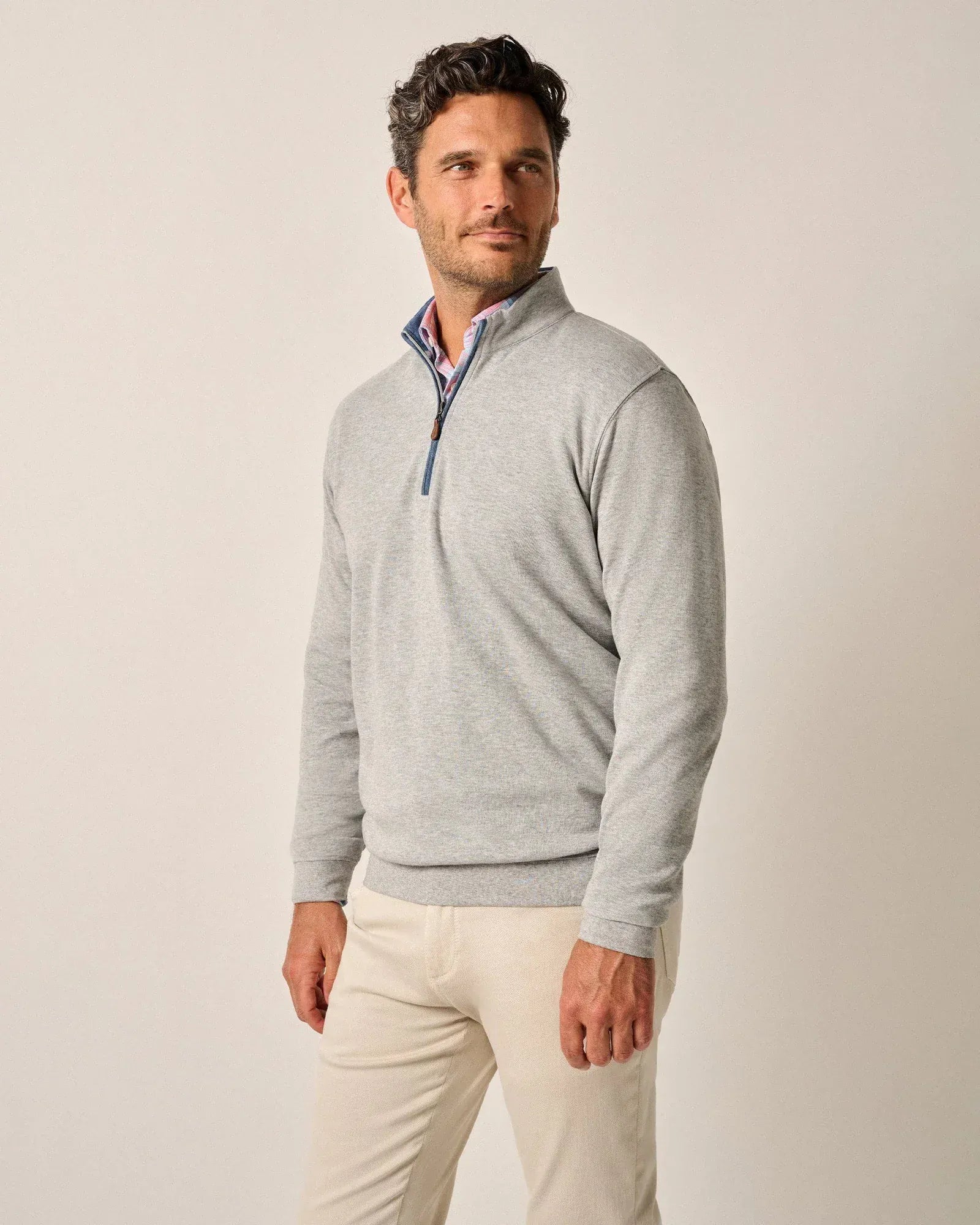 Johnnie-O 1/4 Zip Sully 1/4 Zip Pullover in Light Gray