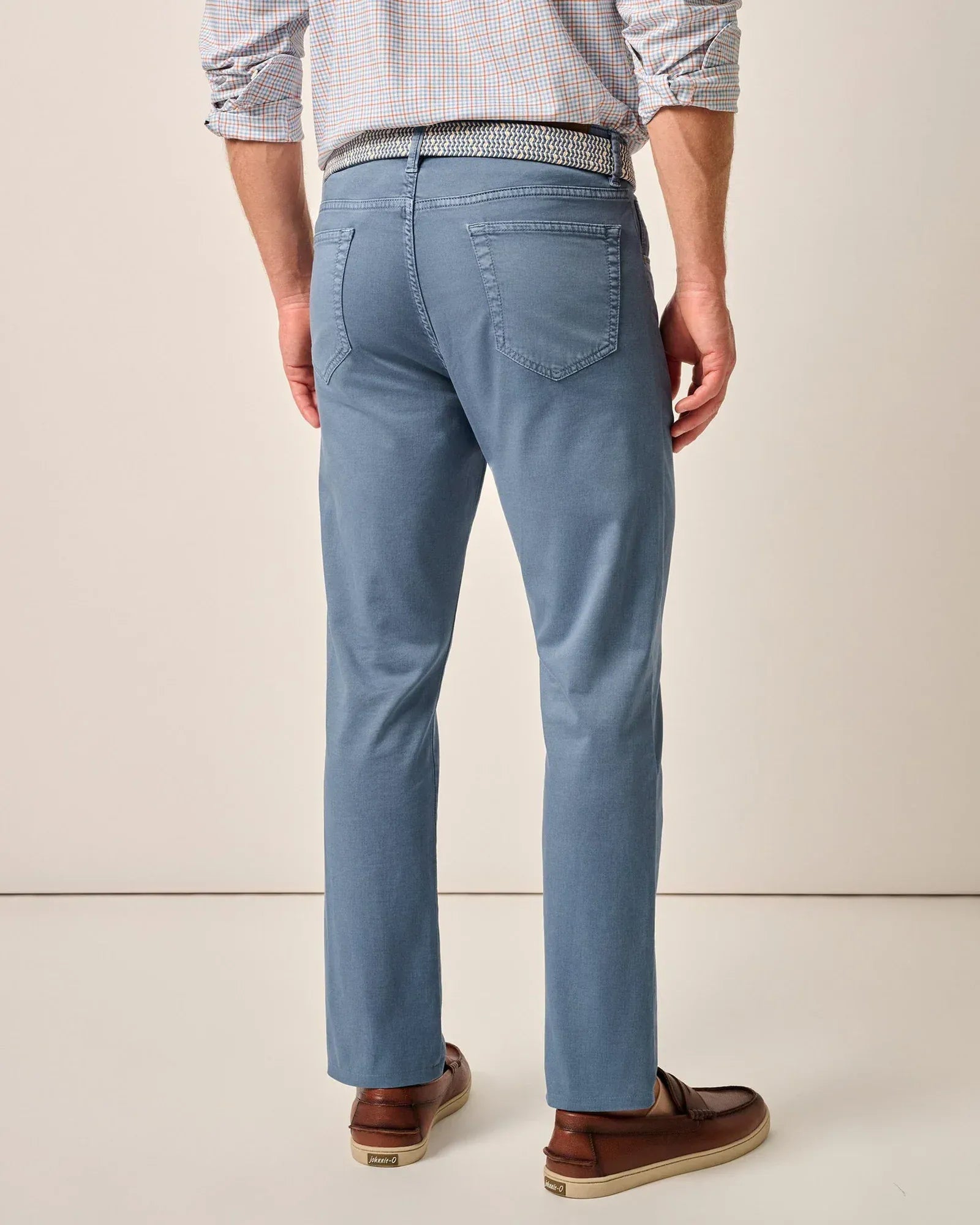 Johnnie-O 5-Pockets Carmel Sateen 5-Pocket Pant in Blue Horizon
