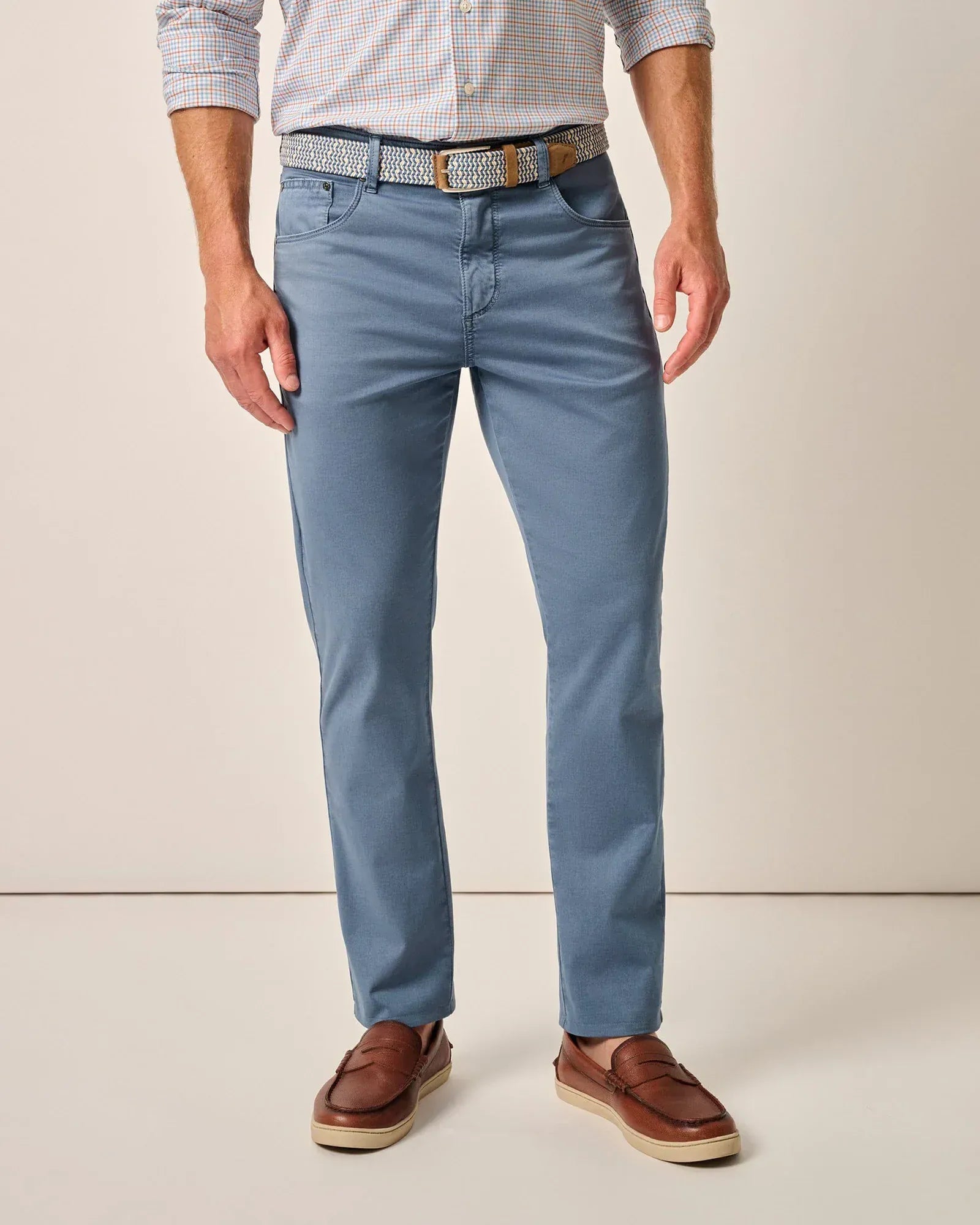 Johnnie-O 5-Pockets Carmel Sateen 5-Pocket Pant in Blue Horizon