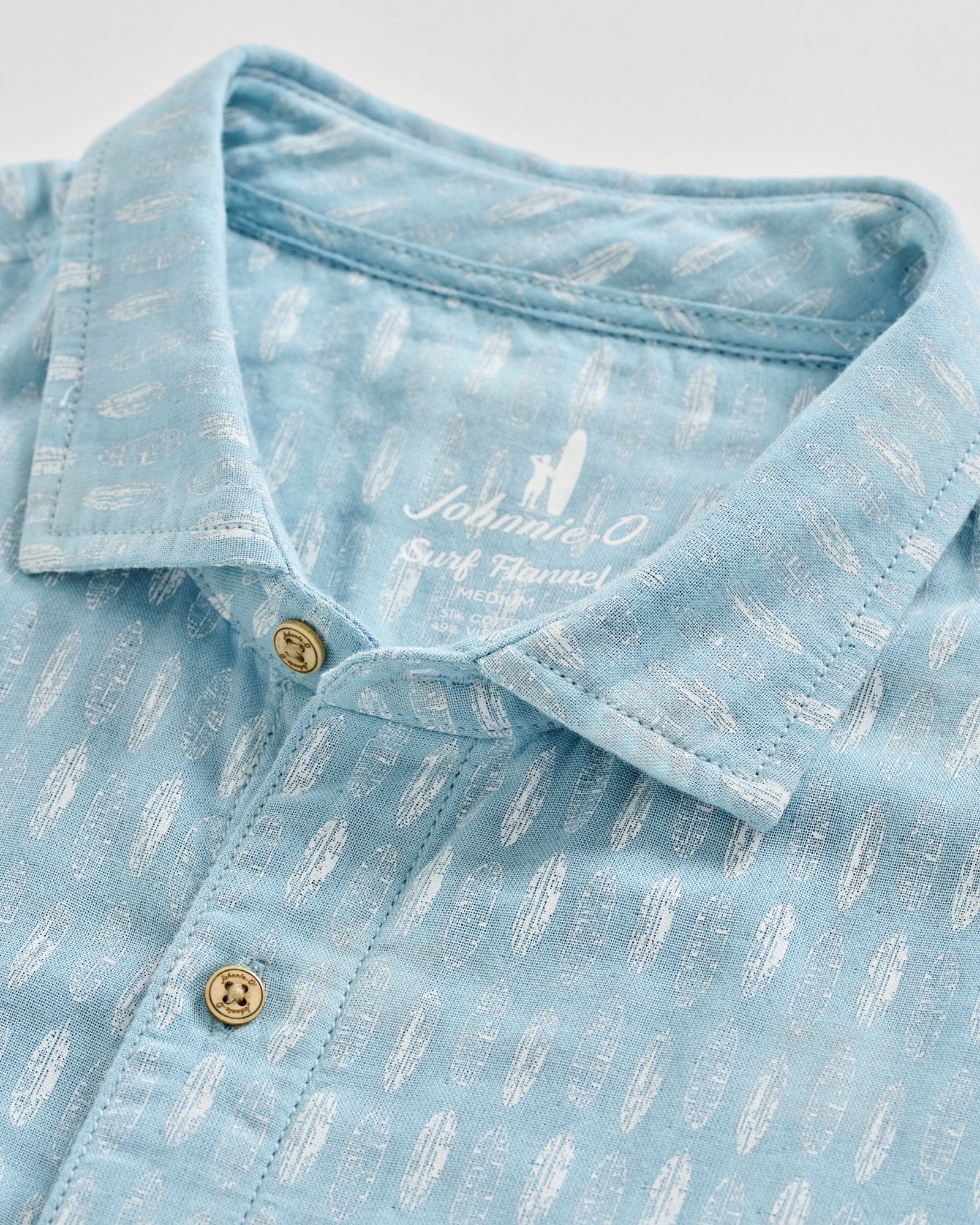Johnnie-O Camp Shirt Short Sleeve Button Down Surf Shirt in Maliblu