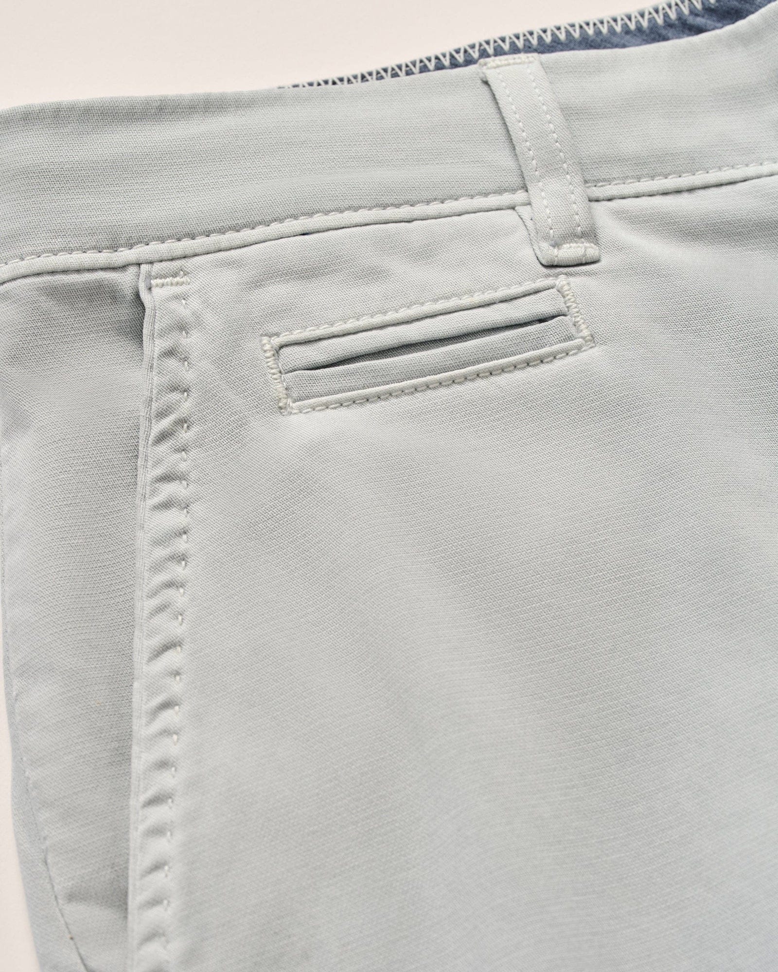 Johnnie-O Shorts Nassau Cotton Blend Shorts in Chrome