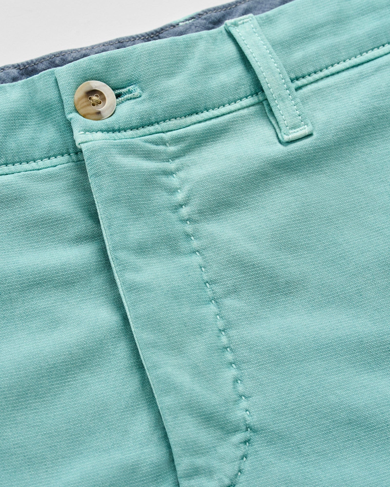 Johnnie-O Shorts Nassau Cotton Blend Shorts in Green Grass
