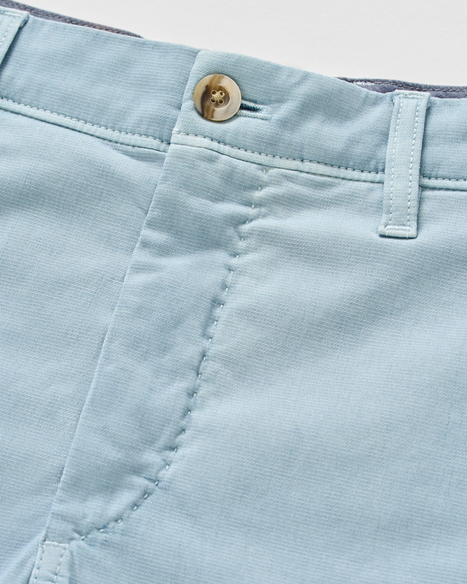 Johnnie-O Shorts Nassau Cotton Blend Shorts in Kona