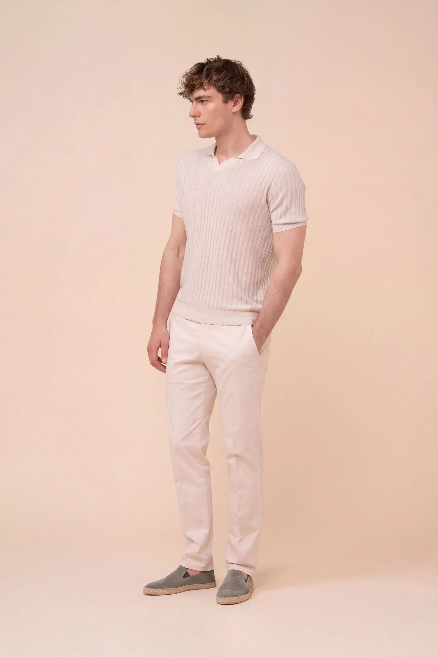 Luigi Fedeli Polos Soul Cotton and Linen Ribbed V-Neck Polo in Cream