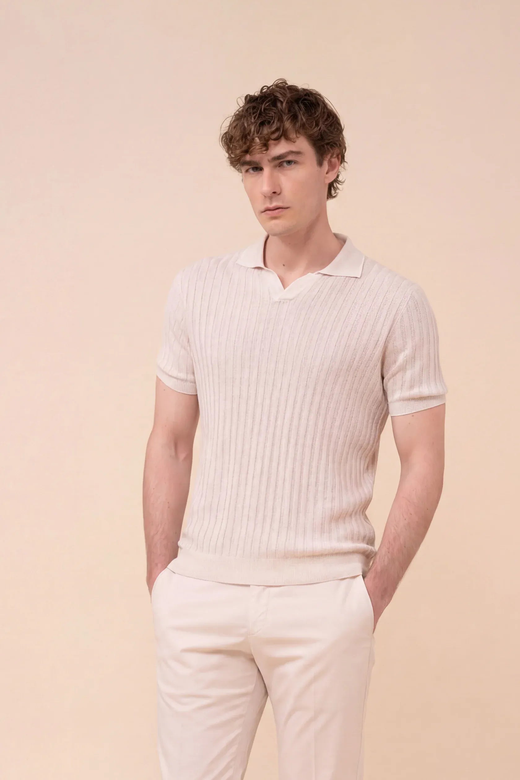 Luigi Fedeli Polos Soul Cotton and Linen Ribbed V-Neck Polo in Cream