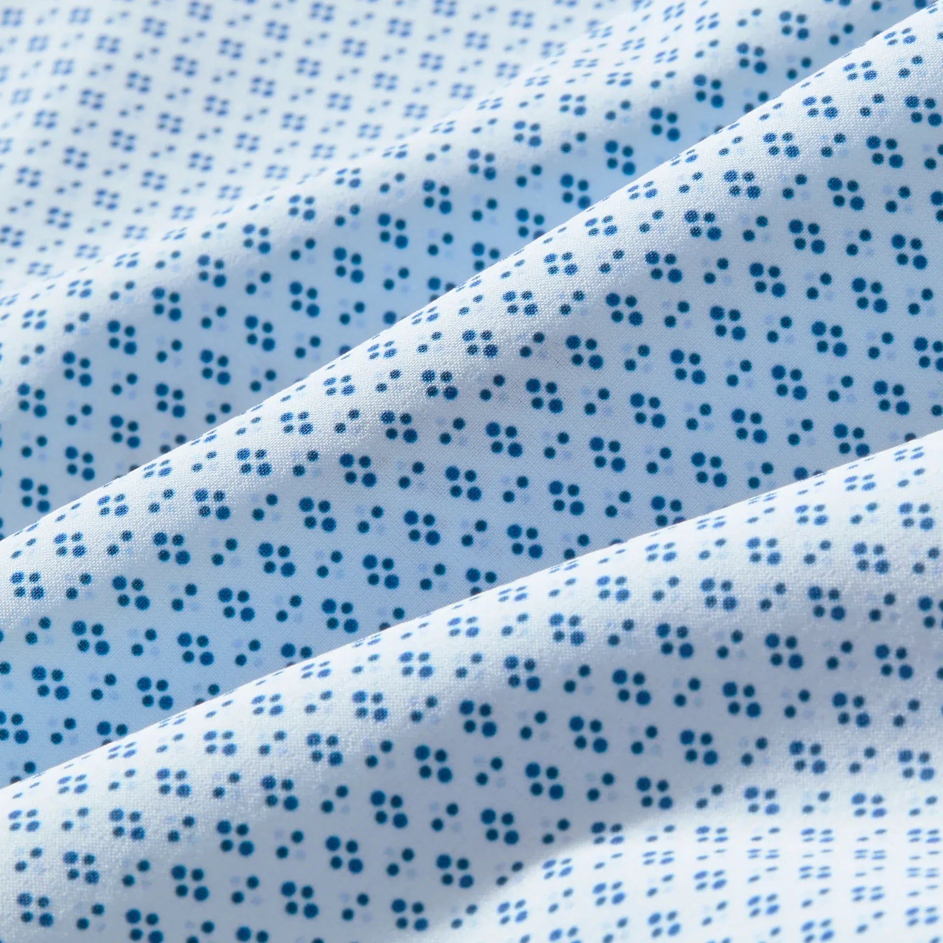 Mizzen & Main Sport Shirts Leeward Short Sleeve in Skyline Blue Multi Diamond
