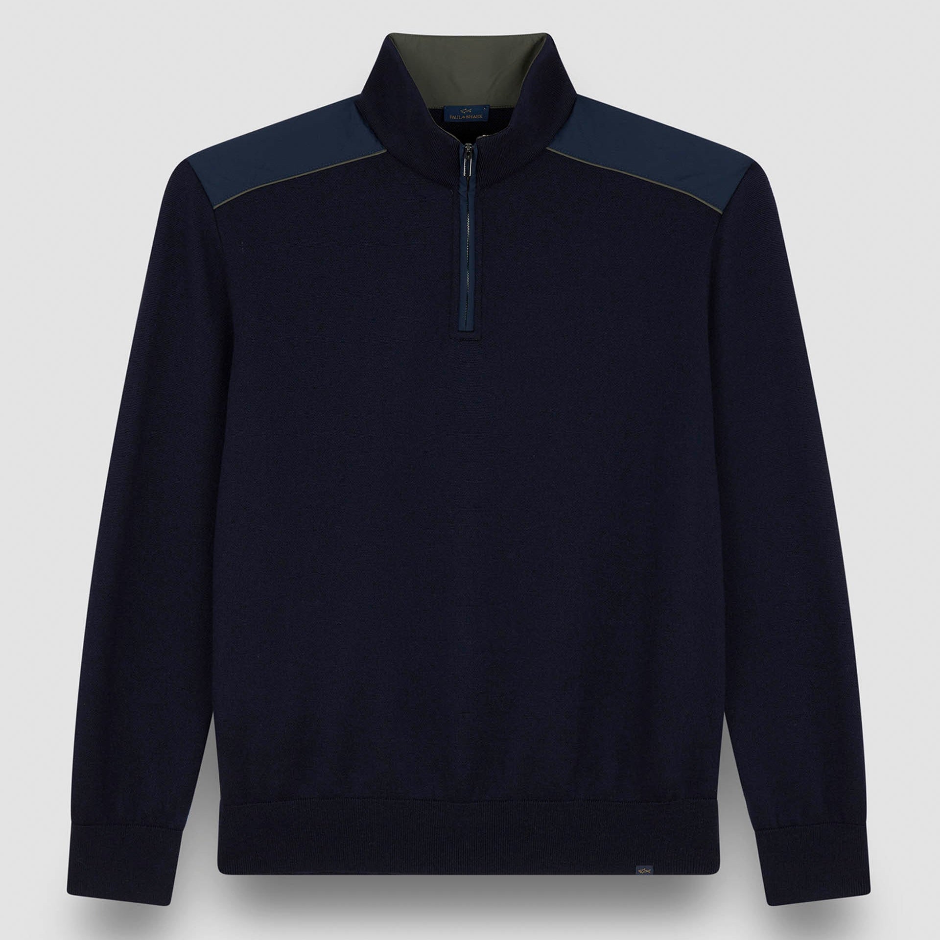 Paul and Shark 1/4 Zip 050 / M Typhoon Platinum Soft Cool Touch