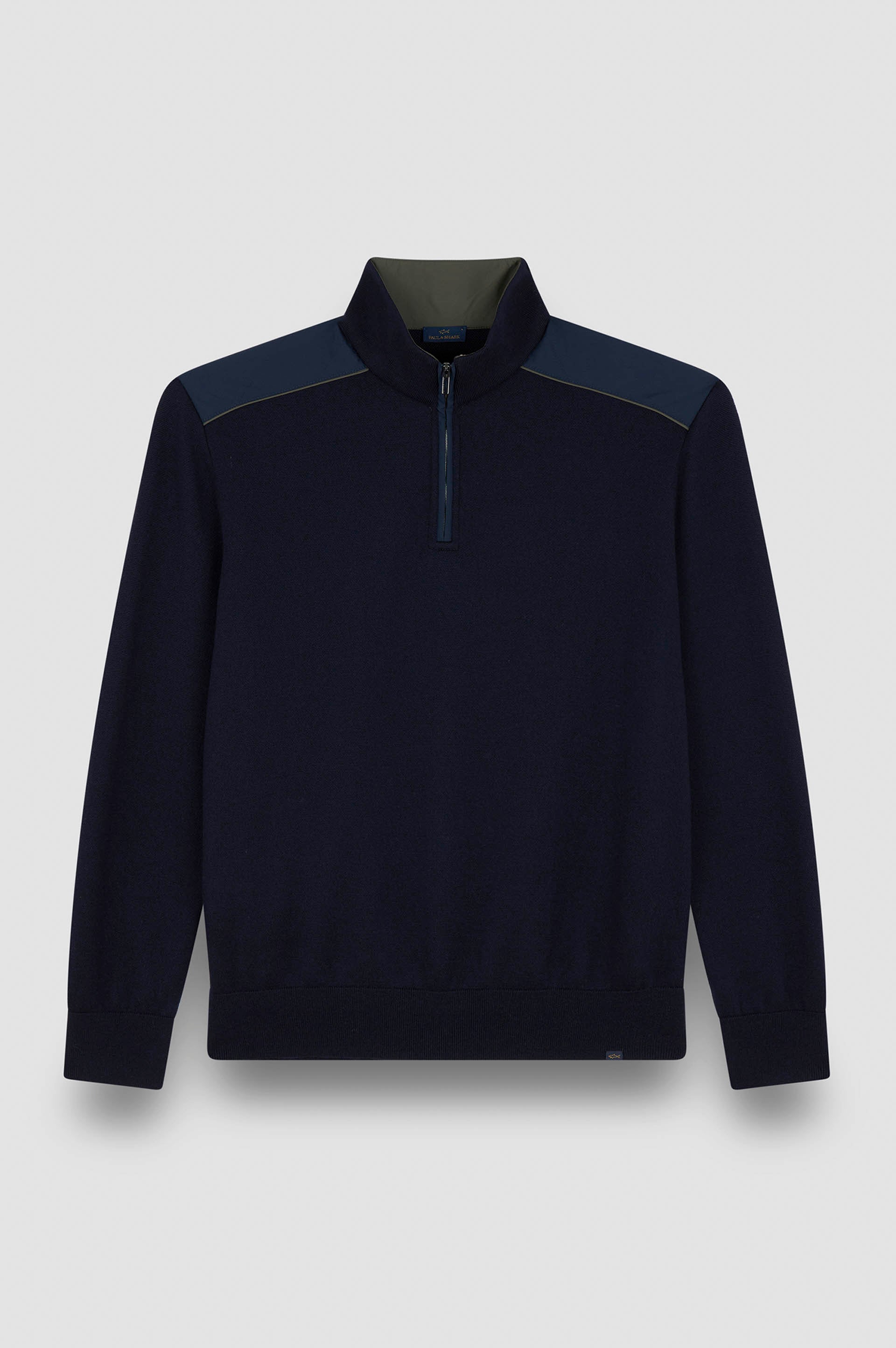 Paul and Shark 1/4 Zip 050 / M Typhoon Platinum Soft Cool Touch