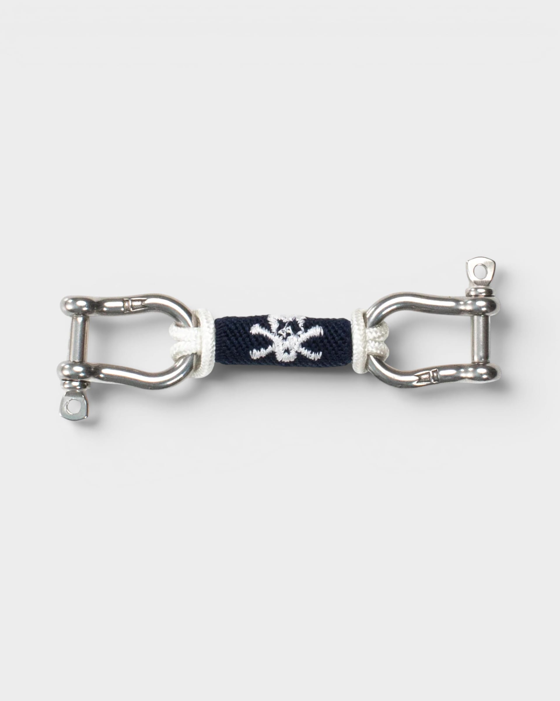 Riomar Shoes OS / Black/White Jolly Roger Bearing