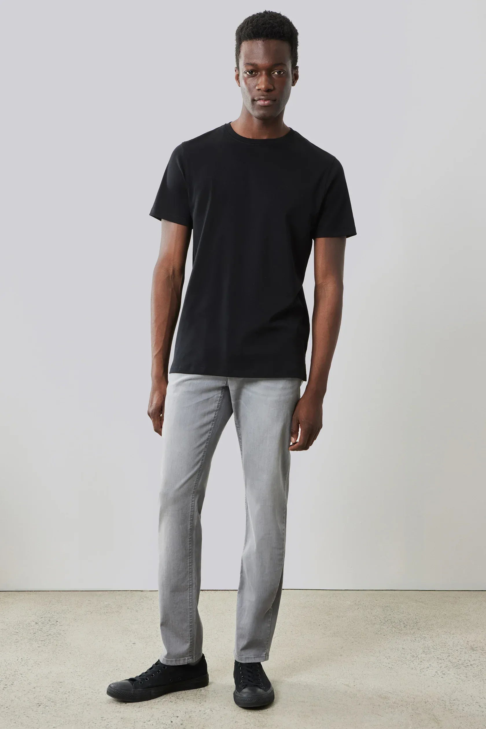 Robert Barakett T-Shirts The Barakett Tee in Black