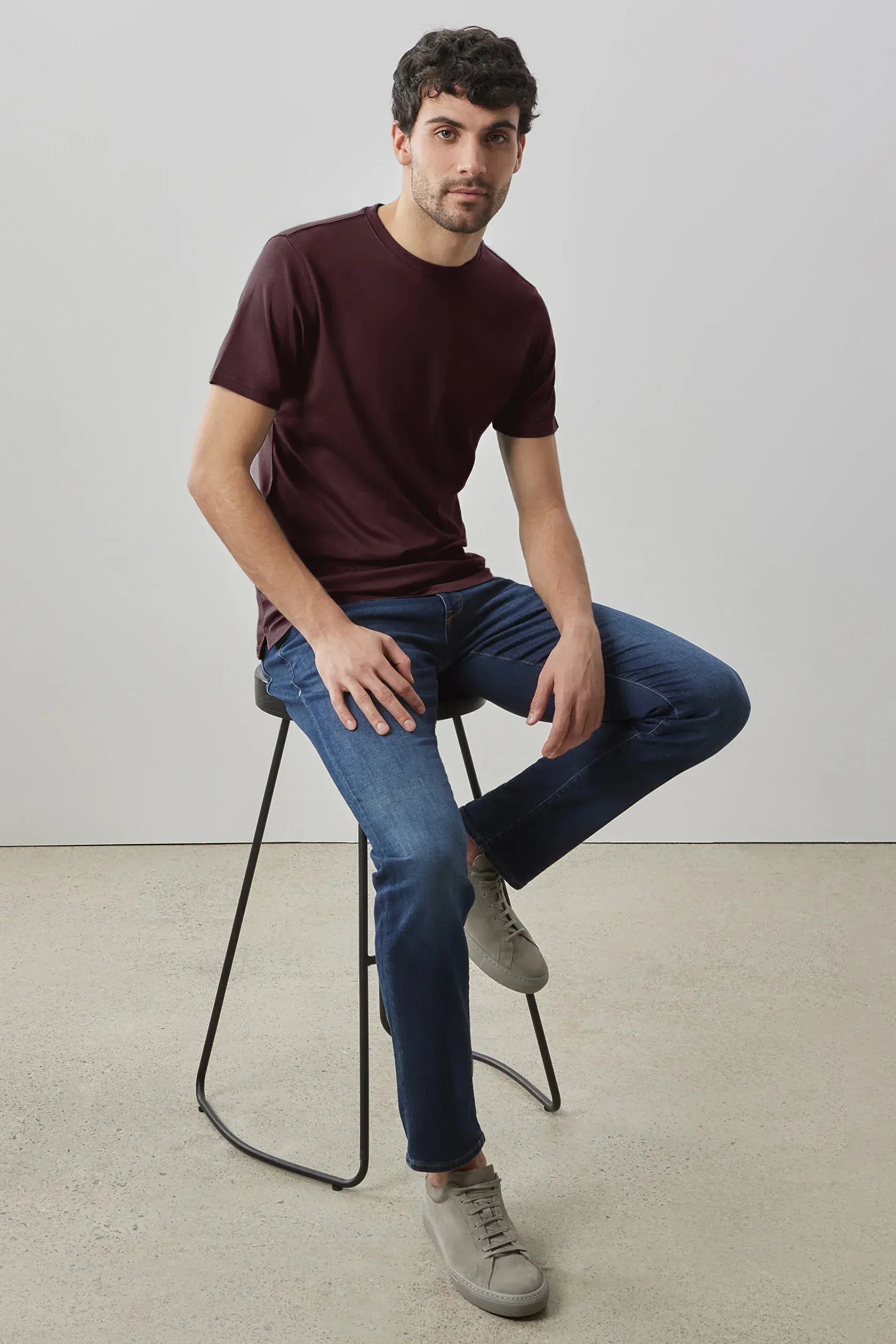 Robert Barakett T-Shirts The Barakett Tee in Deep Bordeaux