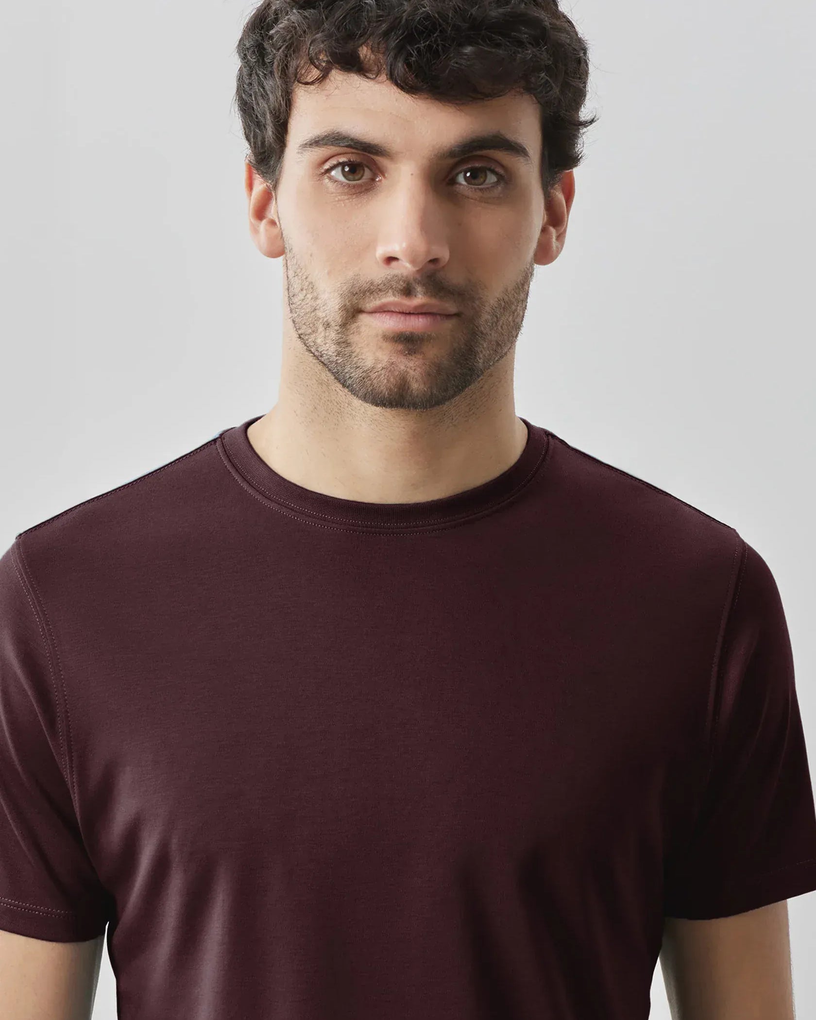 Robert Barakett T-Shirts The Barakett Tee in Deep Bordeaux
