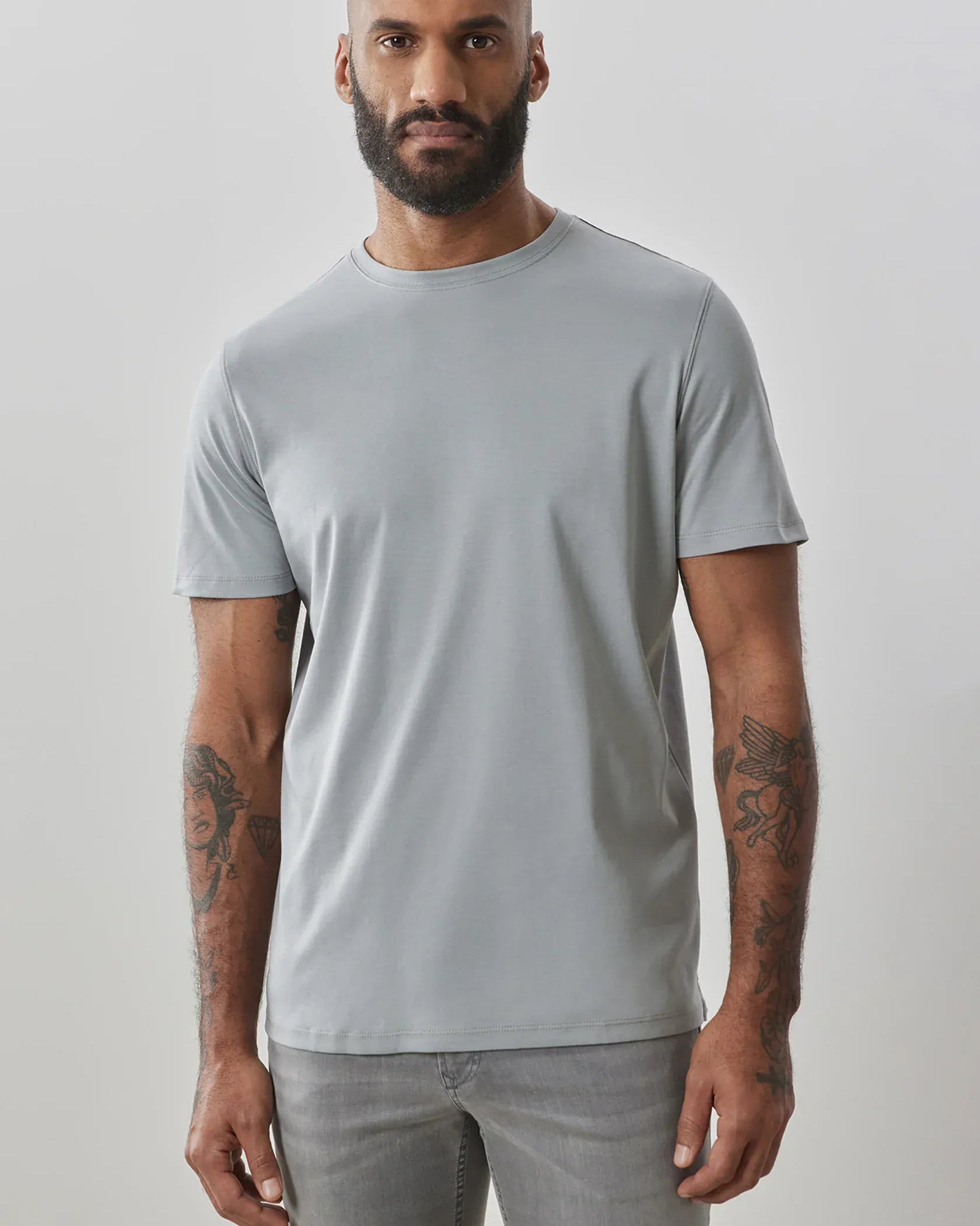 Robert Barakett T-Shirts The Barakett Tee in Monument Grey