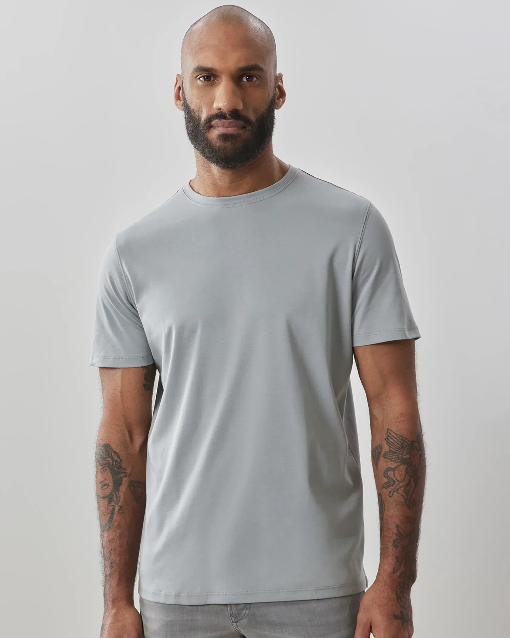 Robert Barakett T-Shirts The Barakett Tee in Monument Grey