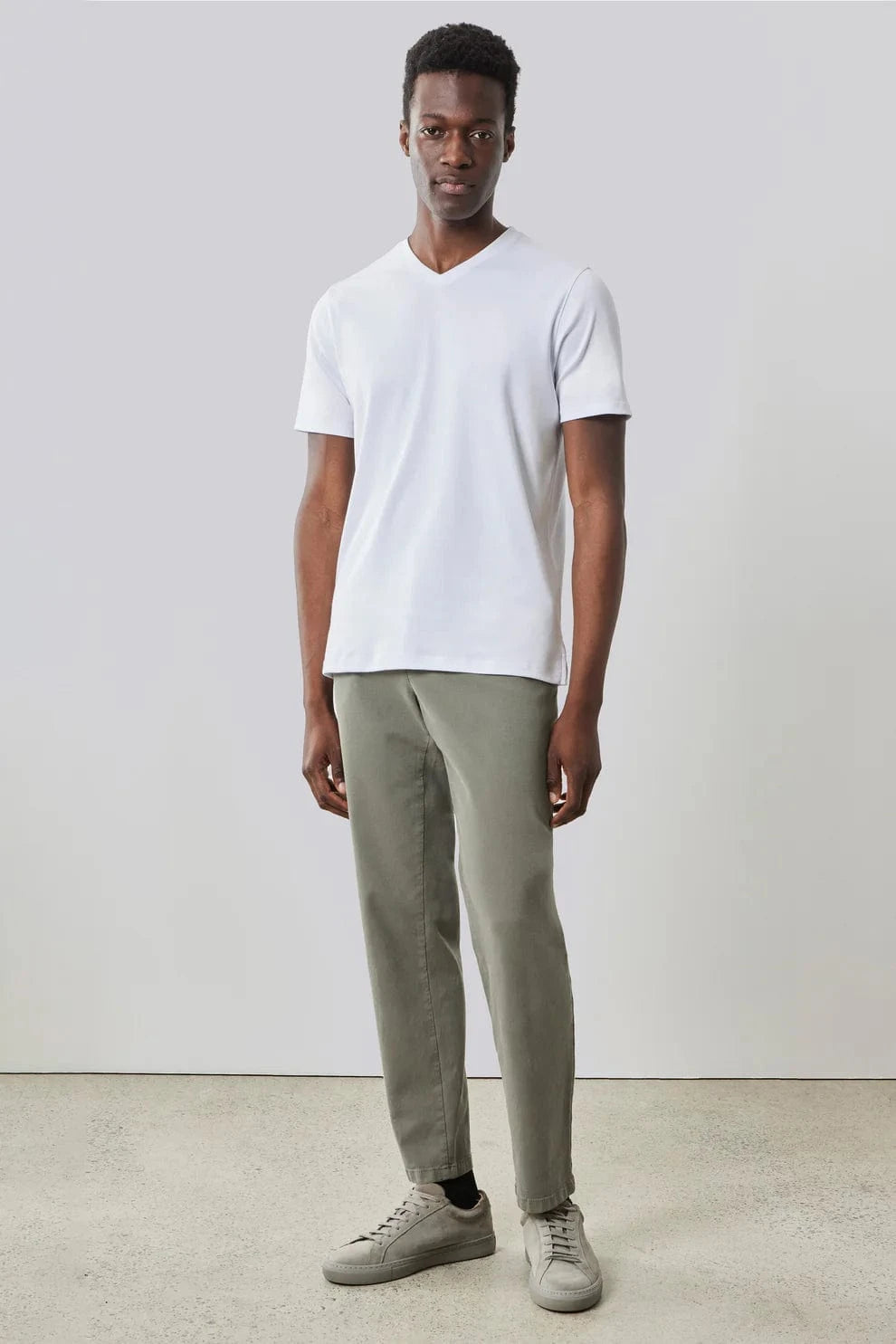 Robert Barakett T-Shirts The Barakett V Tee