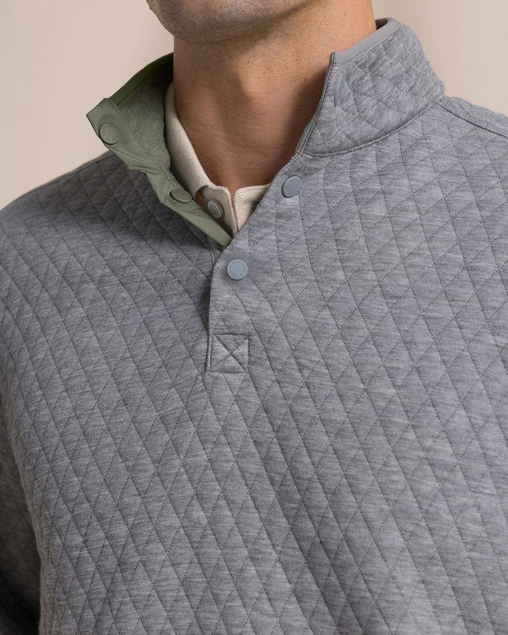 Southern Tide 1/4 Zip Quilted Heather Reversible Quarter Snap