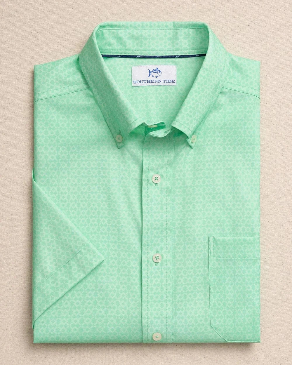 Southern Tide Camp Shirt Seaside Geo Coastal Breeze® Short Sleeve Sport Shirt in Gulf Shores