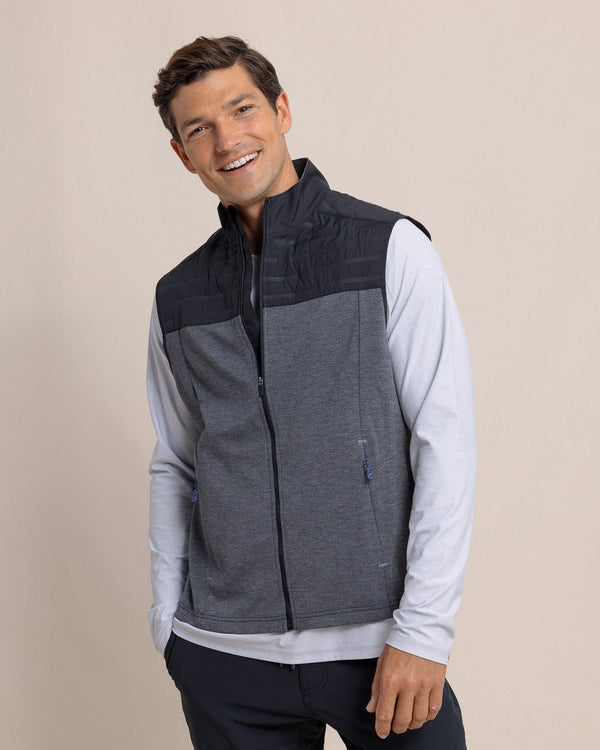 Southern Tide Outerwear Coligny Quilted Vest- Caviar Black