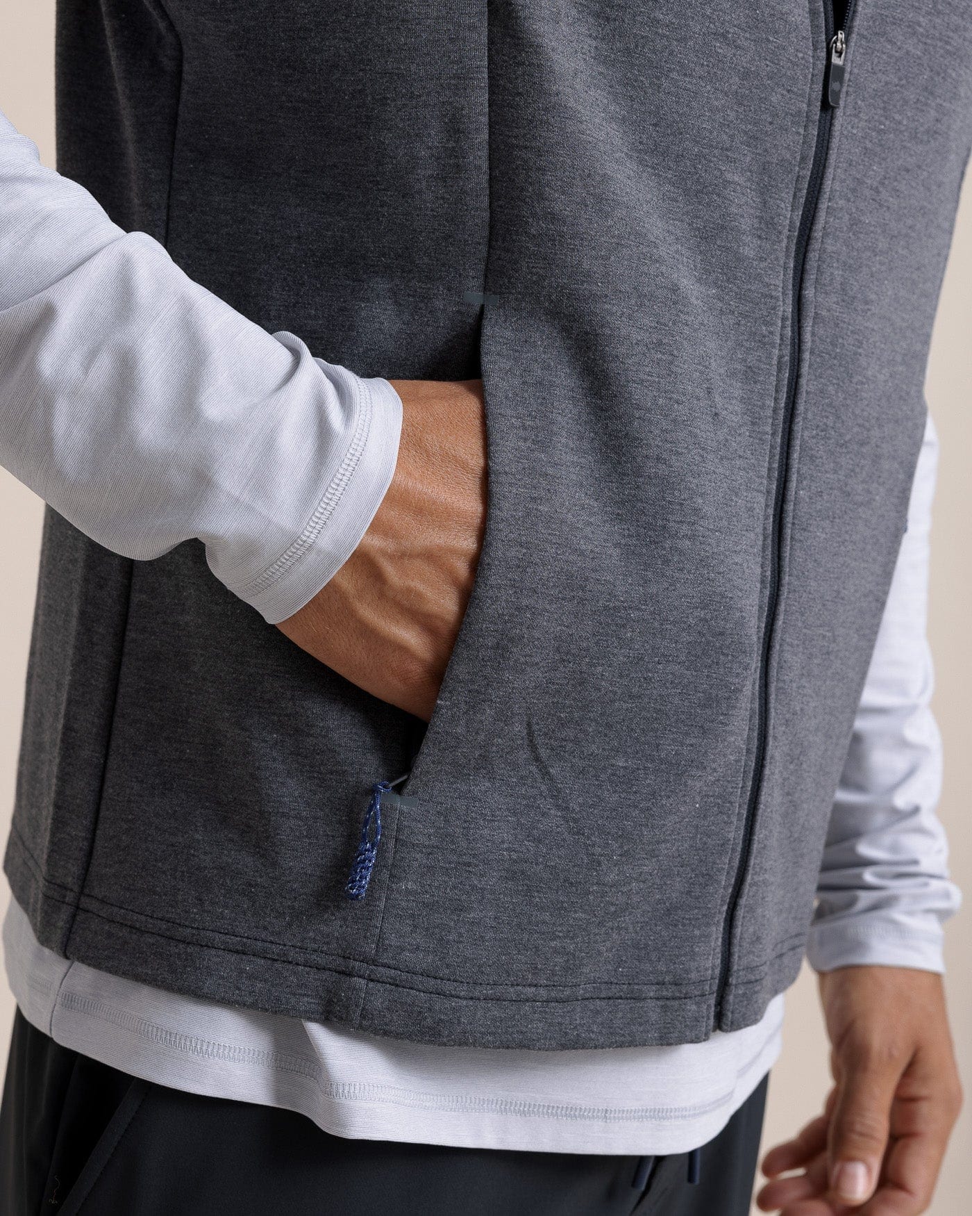 Southern Tide Outerwear Coligny Quilted Vest- Caviar Black