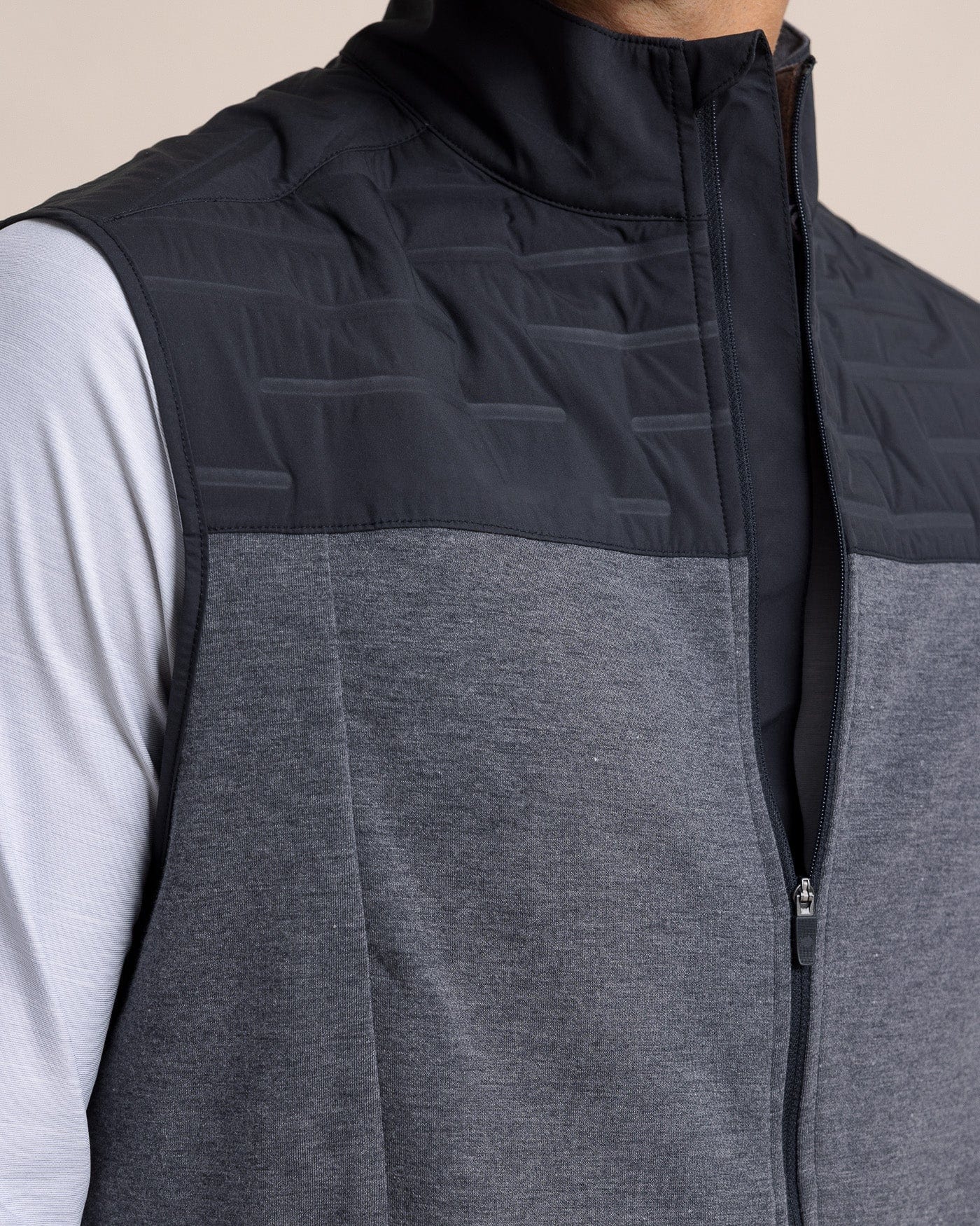 Southern Tide Outerwear Coligny Quilted Vest- Caviar Black