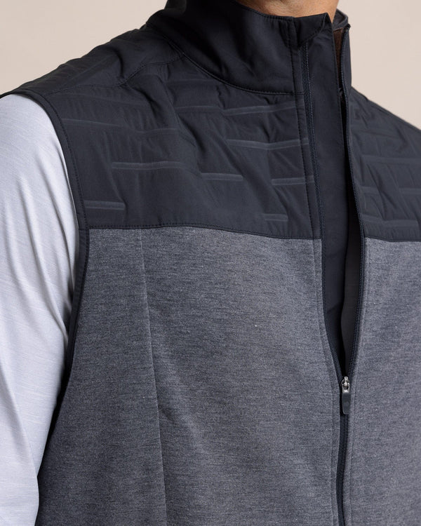 Southern Tide Outerwear Coligny Quilted Vest- Caviar Black