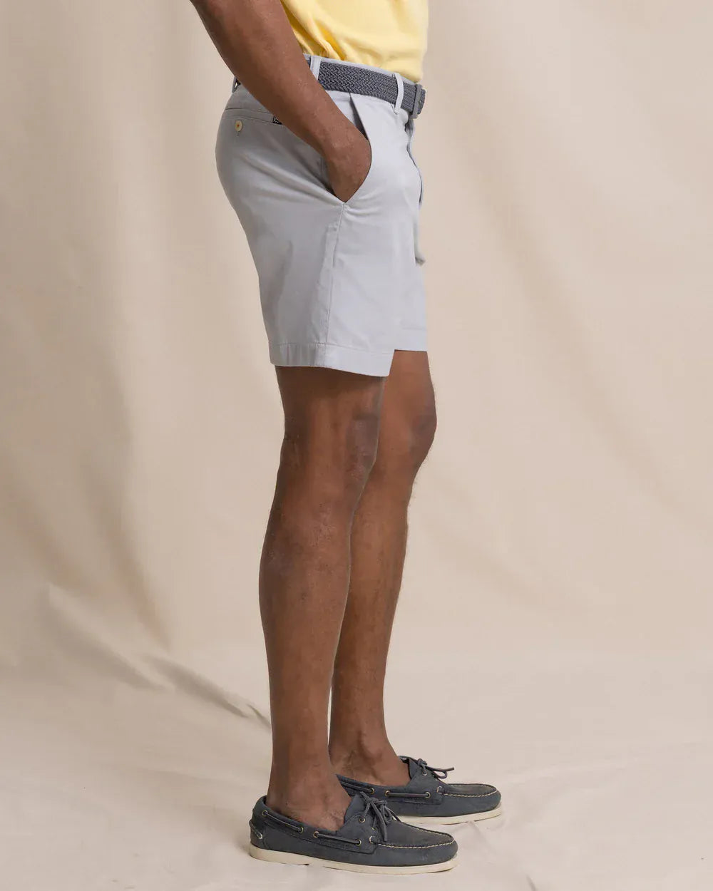 Southern Tide Shorts Channel Marker 7" Stretch Chino Short in Seagull Grey