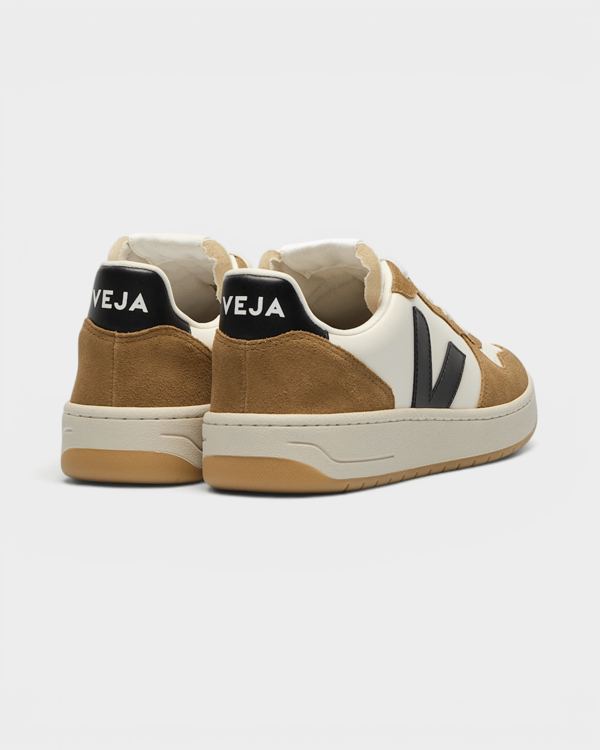 Veja Shoes V-10 Leather Sneaker