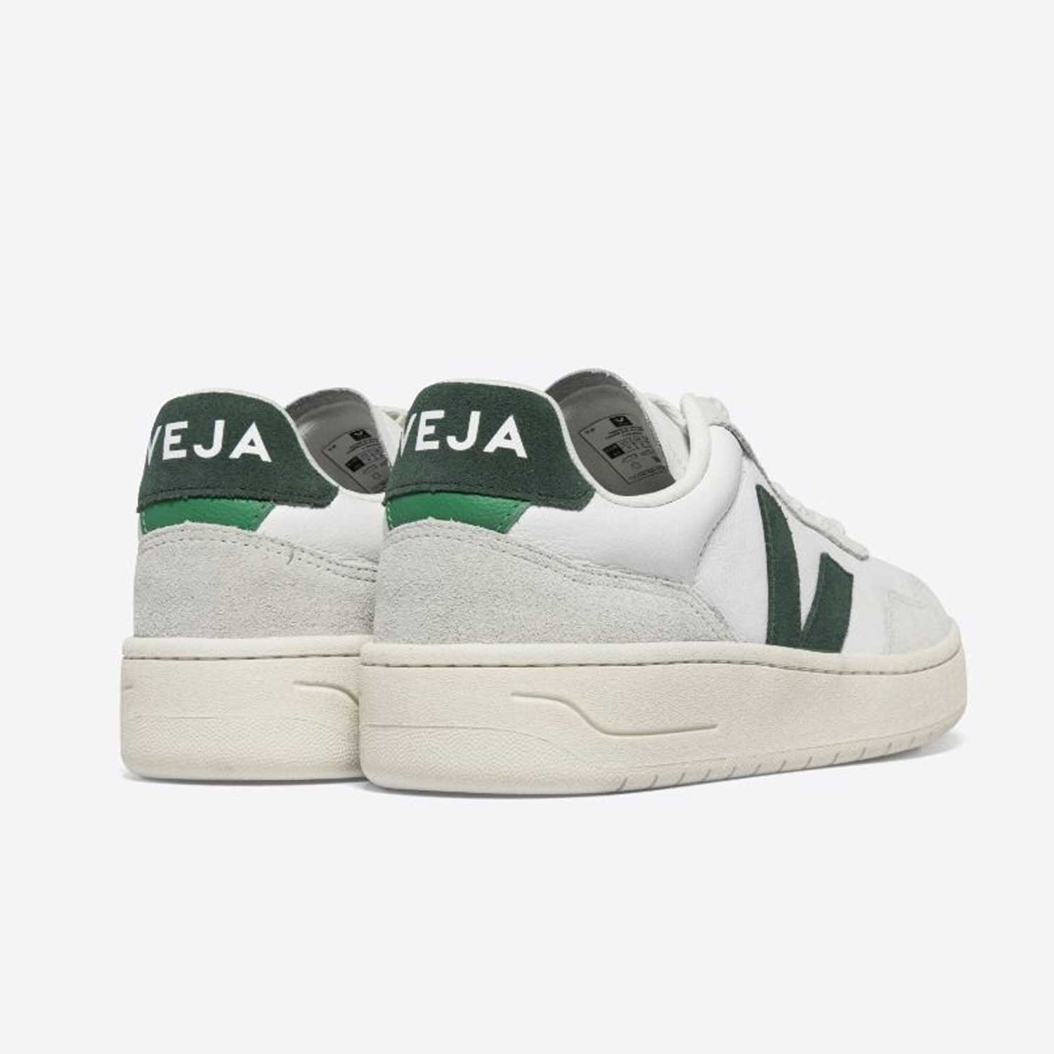 Veja Shoes V-90 Leather Sneaker