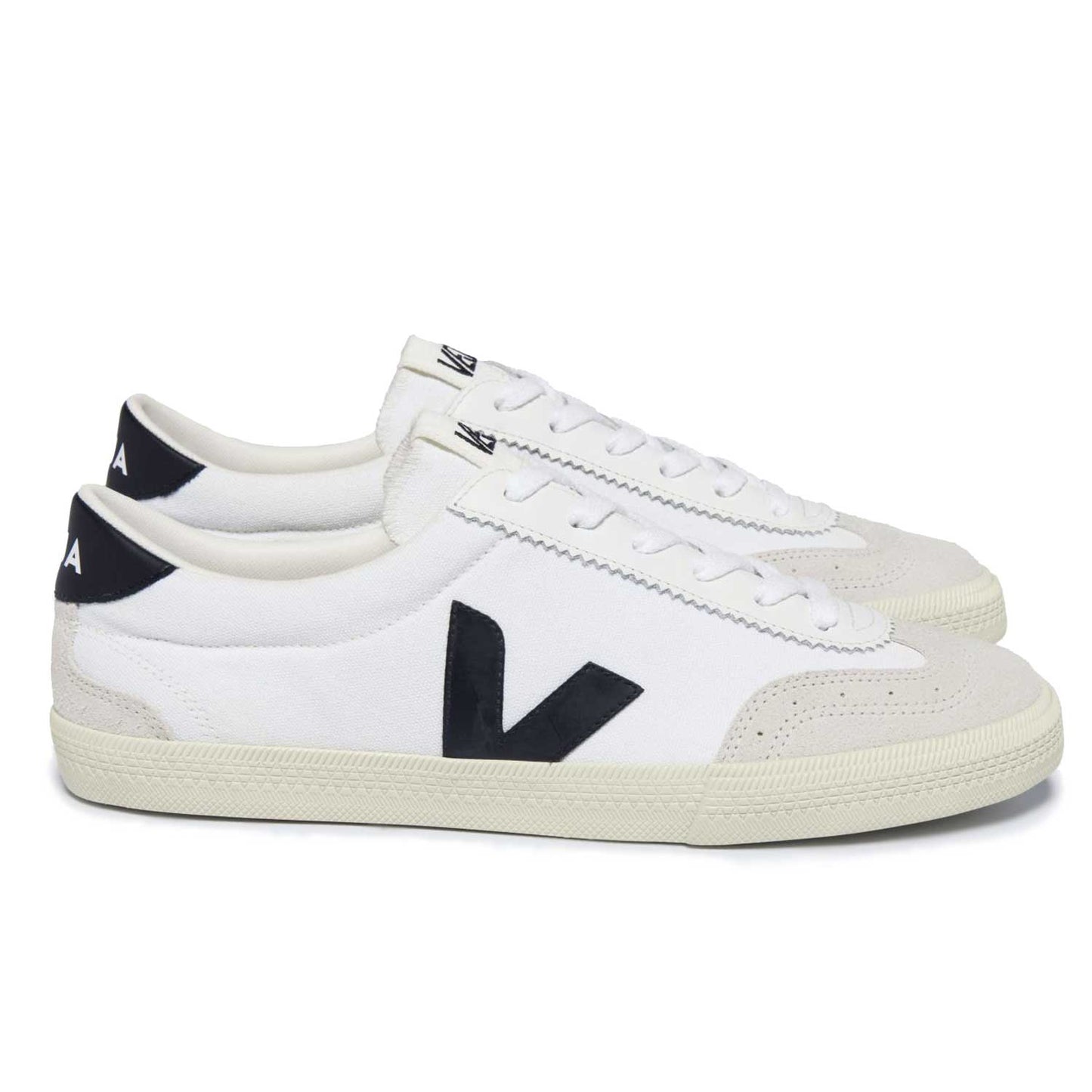 Veja Volley Canvas Sneaker