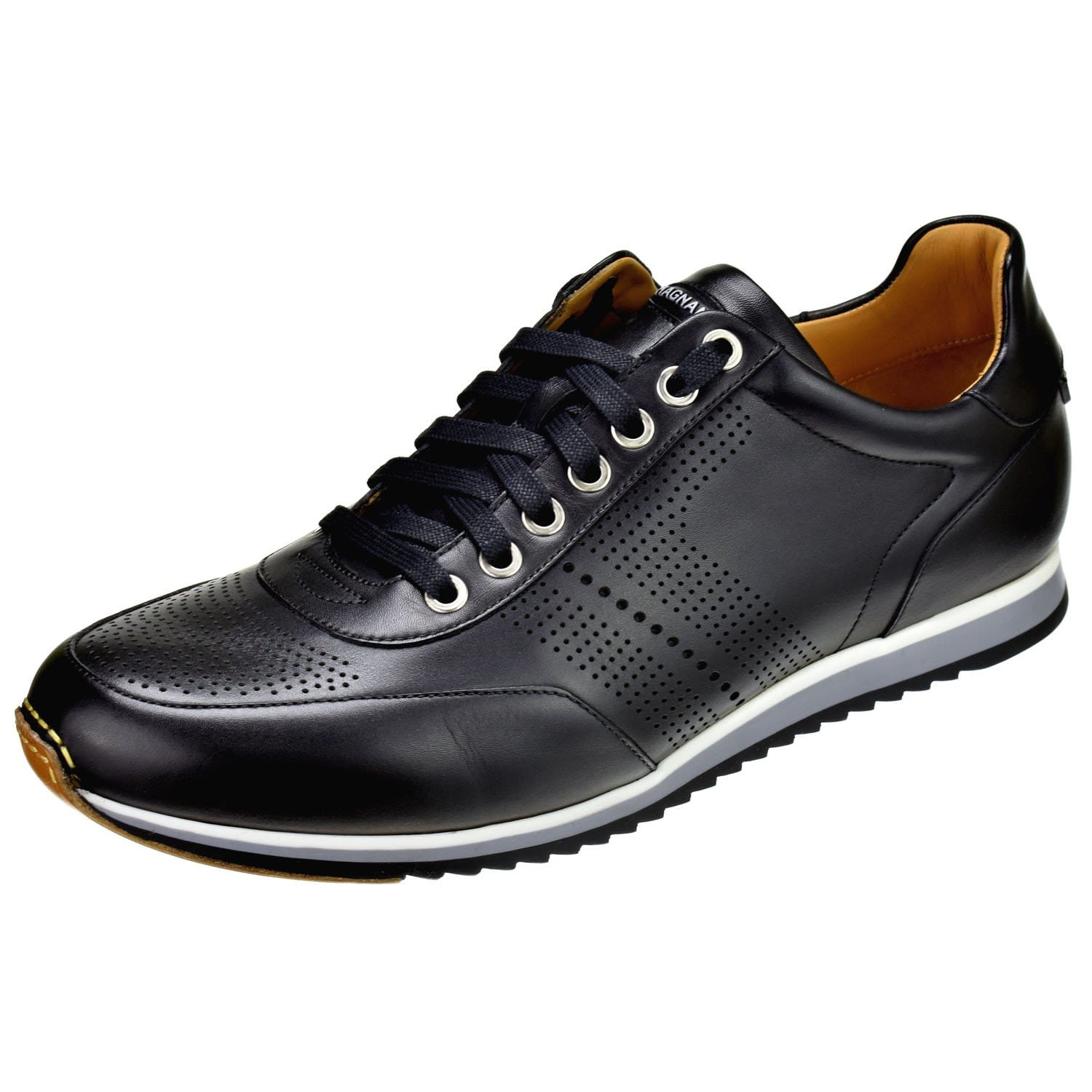 Snagging Deals: Magnanni Pueblo Sneakers Sale